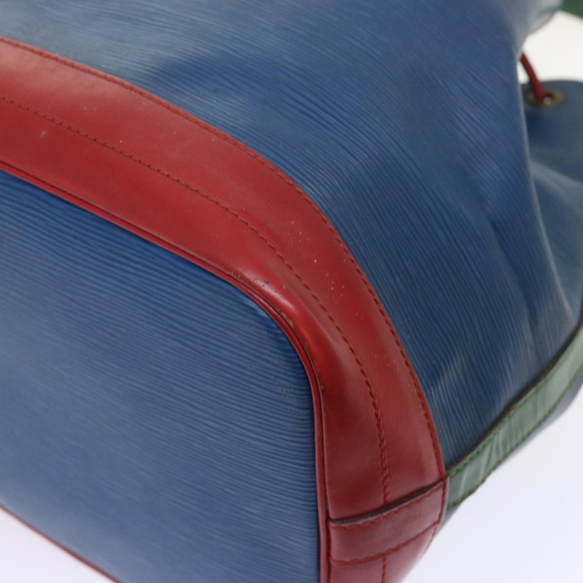 LOUIS VUITTON Epi Tricolor Noe Shoulder Bag Blue Red Green M44082 LV Auth 52239