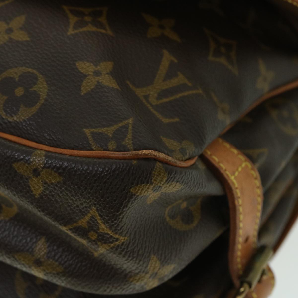 LOUIS VUITTON Monogram Saumur 30 Shoulder Bag M42256 LV Auth 52314