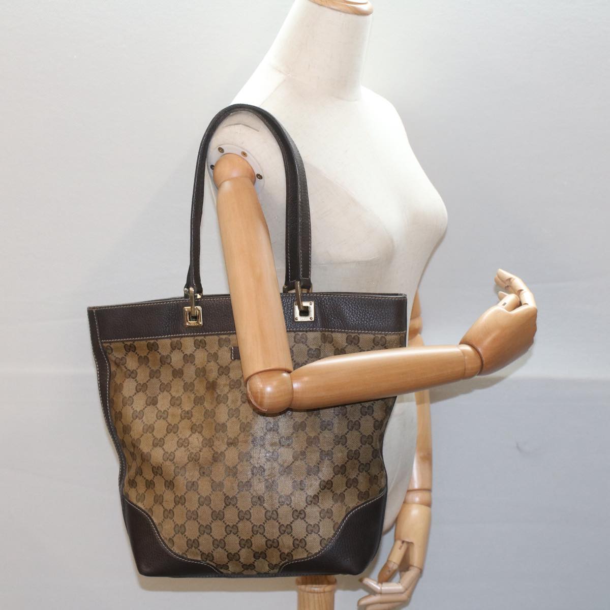 GUCCI GG Canvas Tote Bag Beige 272377 Auth 52428