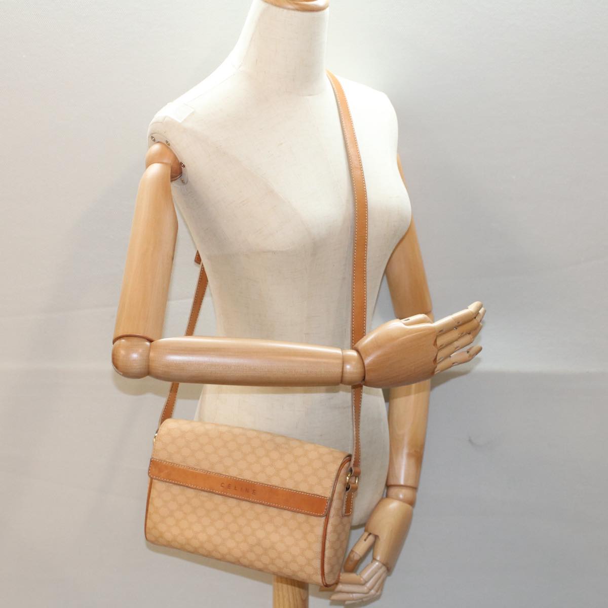 CELINE Macadam Canvas Shoulder Bag PVC Leather Beige Auth 52441