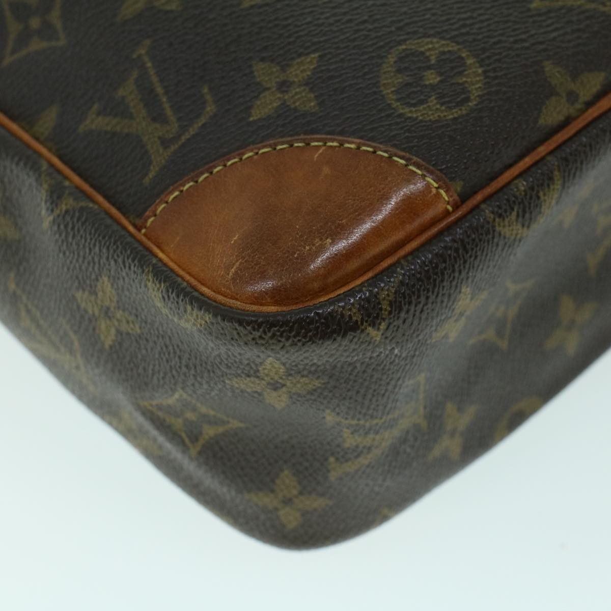 LOUIS VUITTON Monogram Danube GM Shoulder Bag M45262 LV Auth 52596