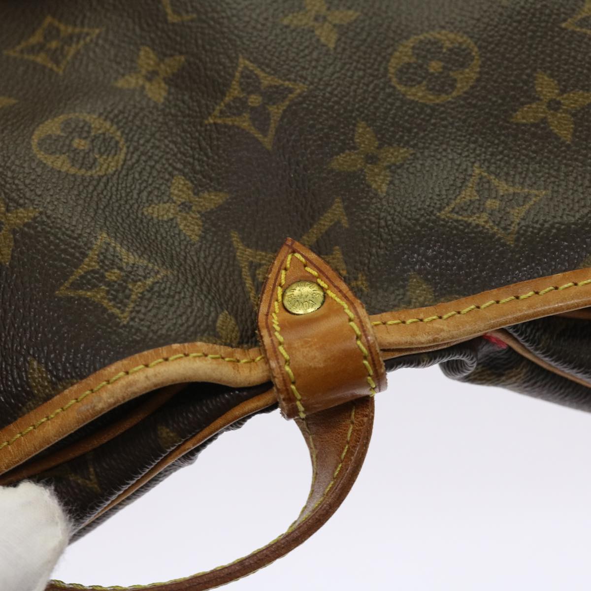 LOUIS VUITTON Monogram Saumur 30 Shoulder Bag M42256 LV Auth 52649