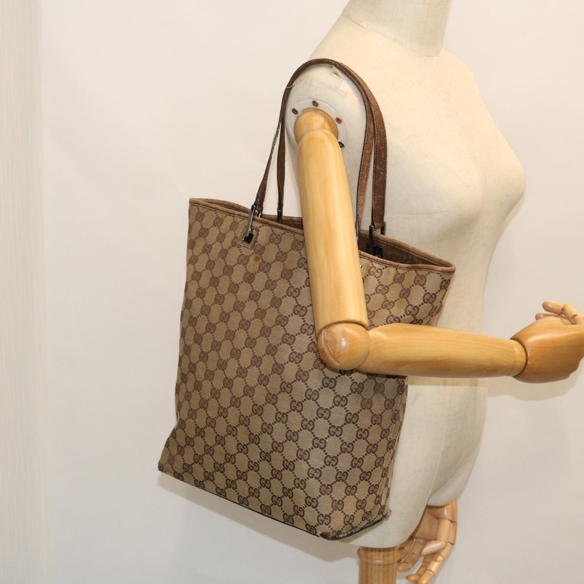 GUCCI GG Canvas Tote Bag Beige Brown Auth 52754