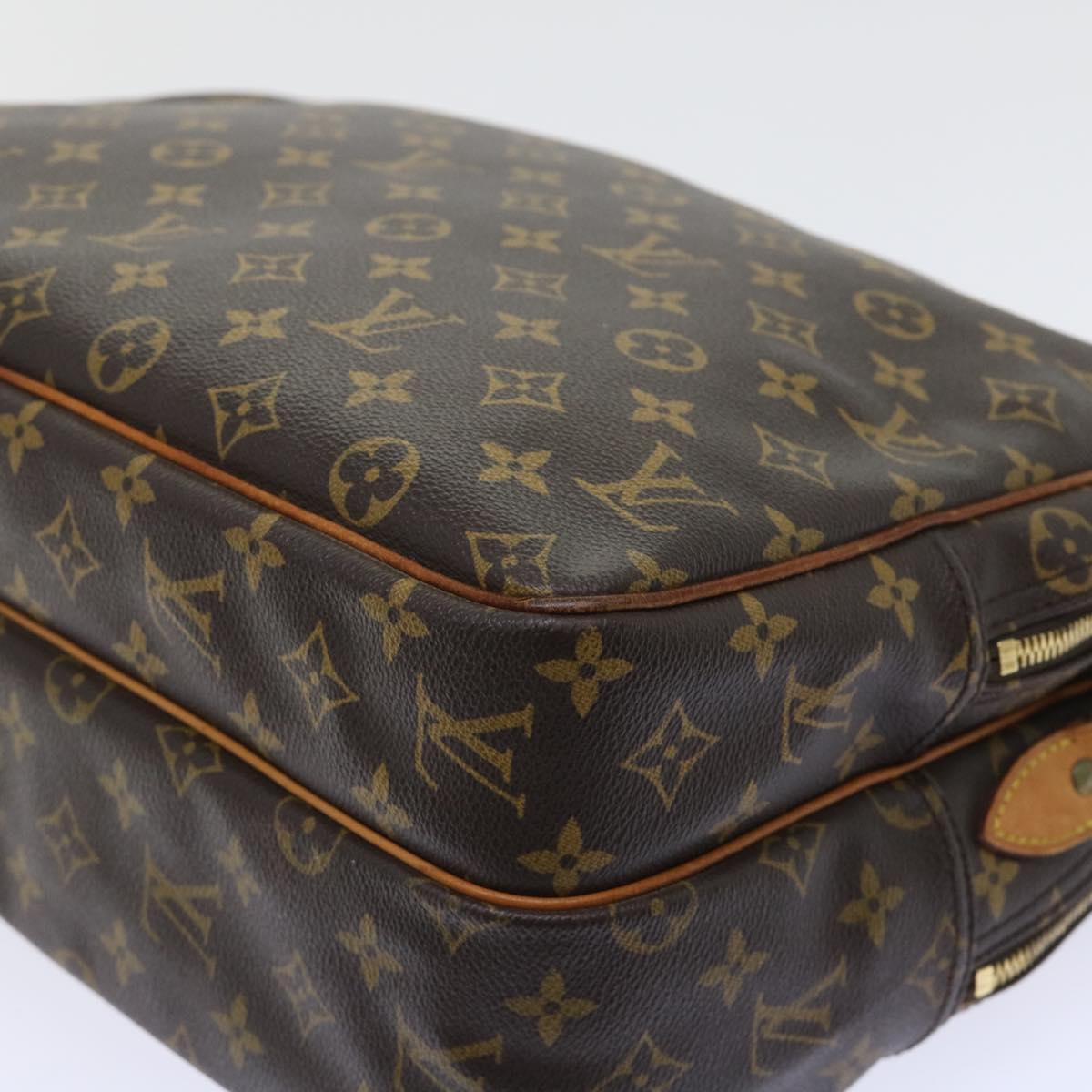 LOUIS VUITTON Monogram Reporter GM Shoulder Bag M45252 LV Auth 52797