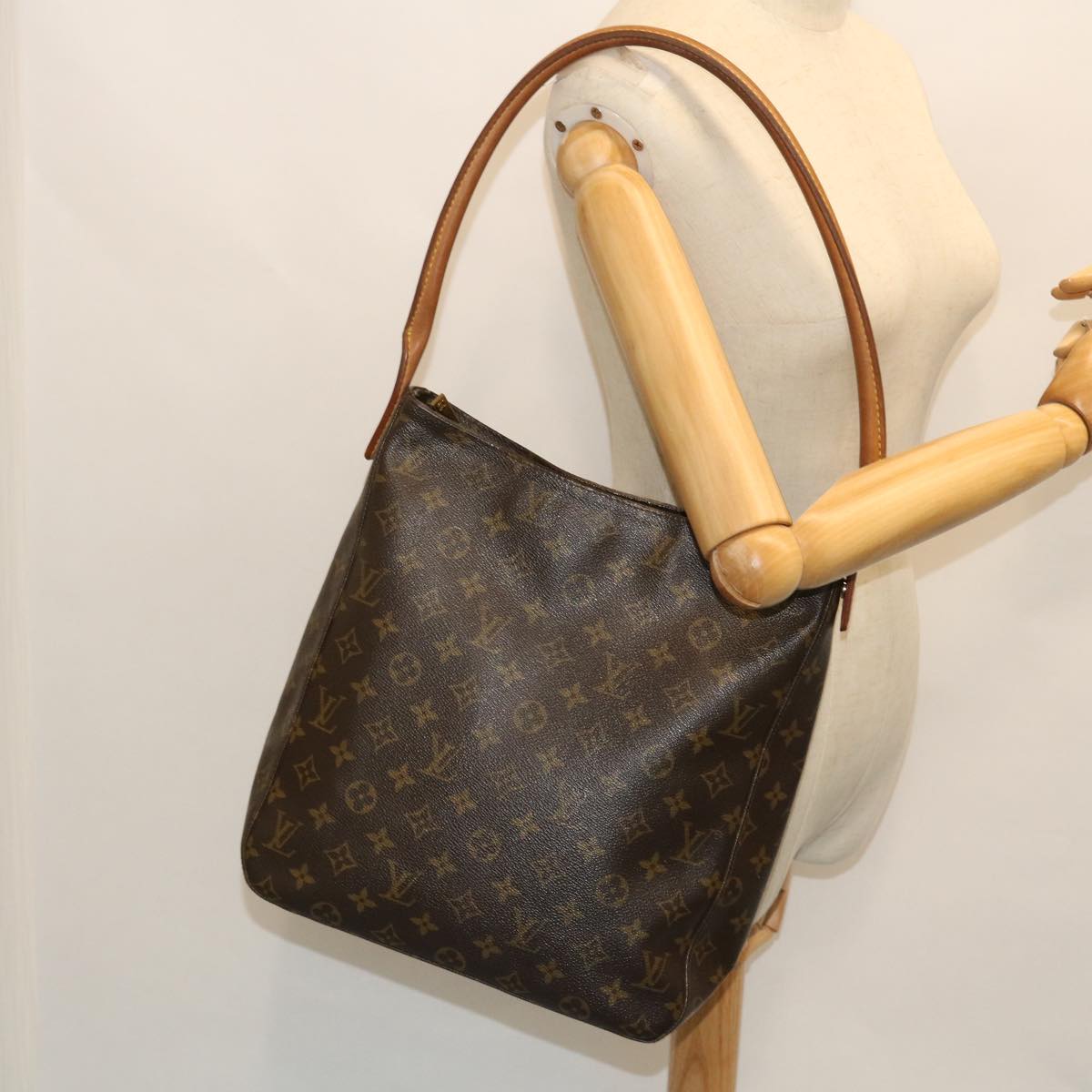 LOUIS VUITTON Monogram Looping GM Shoulder Bag M51145 LV Auth 52850