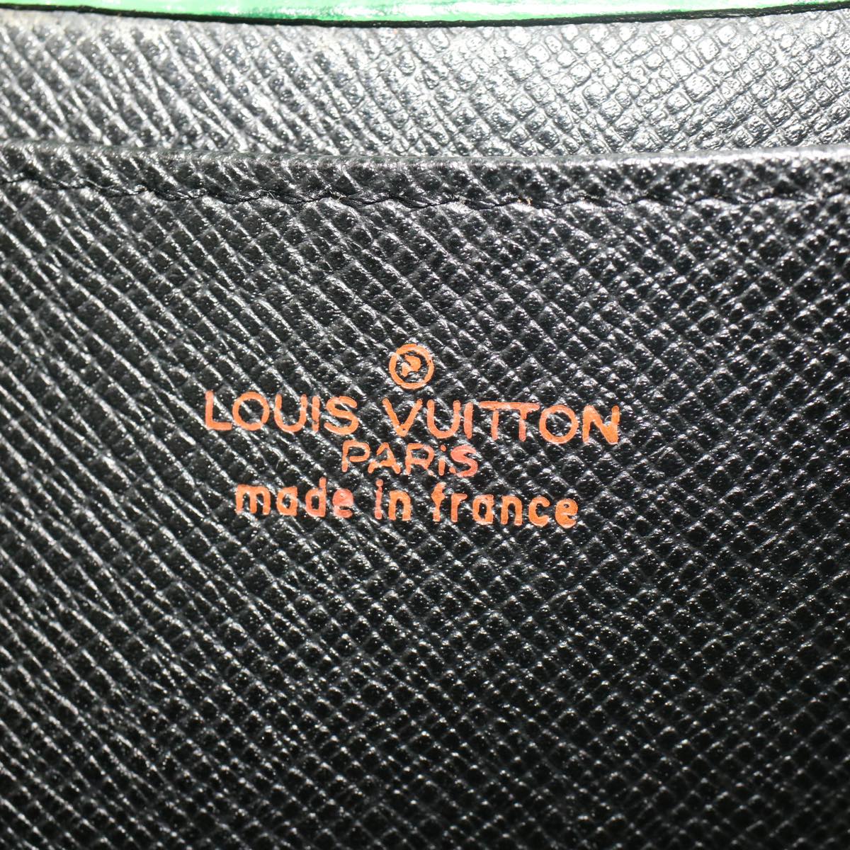 LOUIS VUITTON Epi Art Deco Clutch Bag Green M52634 LV Auth 52968