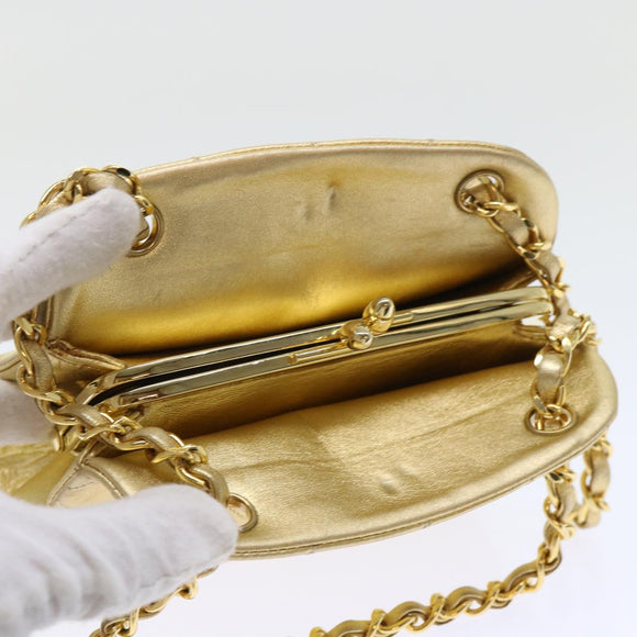 CHANEL Matelasse Chain Shoulder Bag Leather Gold CC Auth 53015AM