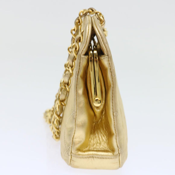 CHANEL Matelasse Chain Shoulder Bag Leather Gold CC Auth 53015AM