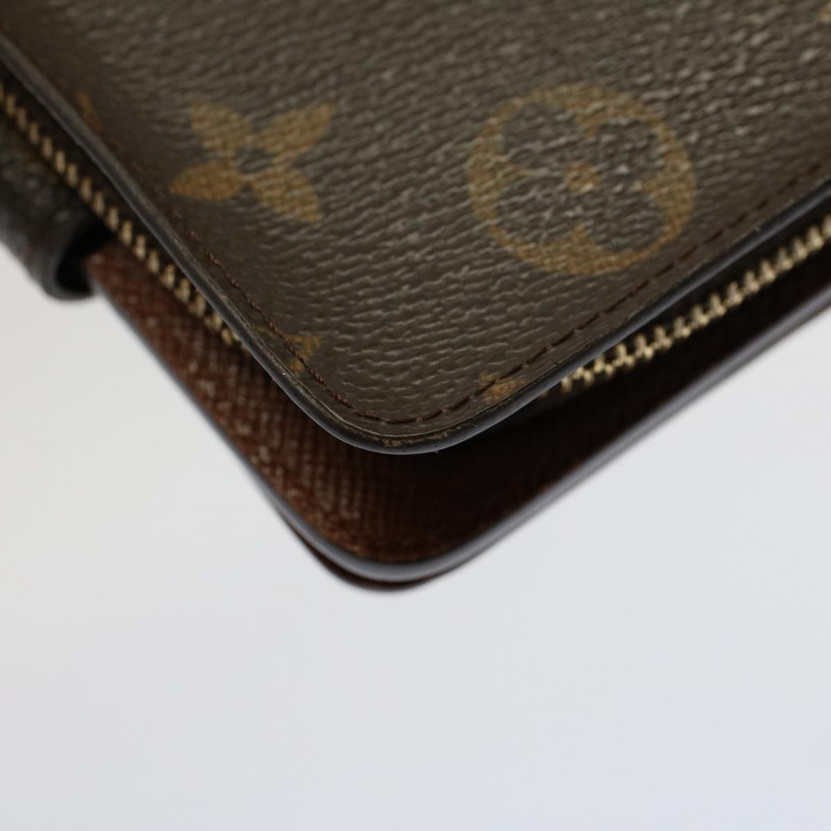 LOUIS VUITTON Monogram Compact Zip Wallet M61667 LV Auth 53117