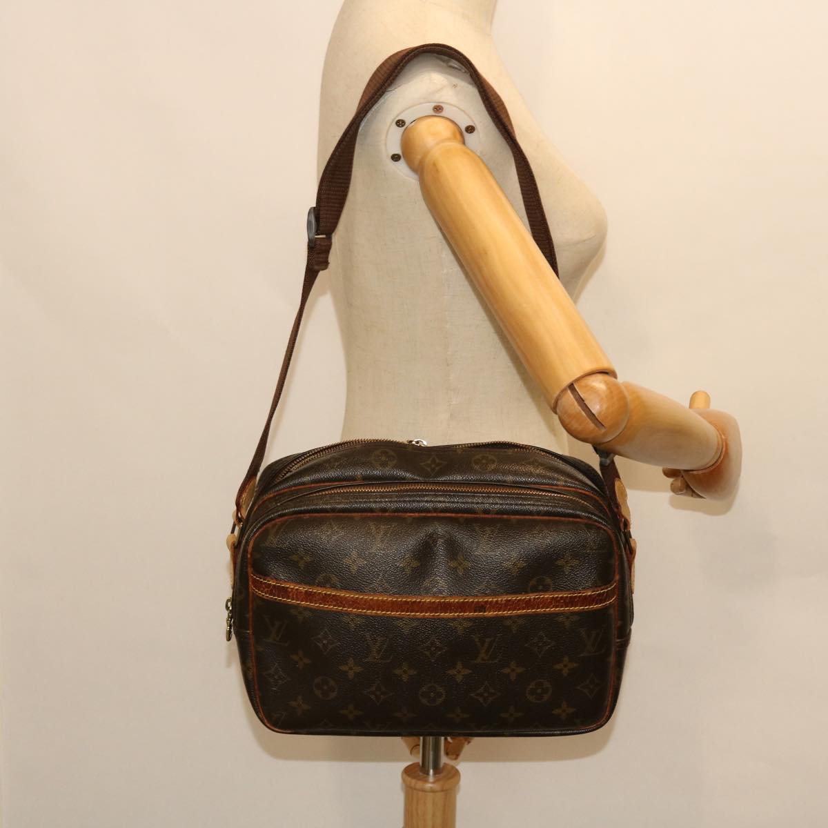 LOUIS VUITTON Monogram Reporter PM Shoulder Bag M45254 LV Auth 53181