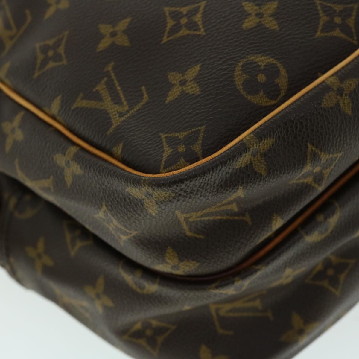 LOUIS VUITTON Monogram Reporter GM Shoulder Bag M45252 LV Auth 53183