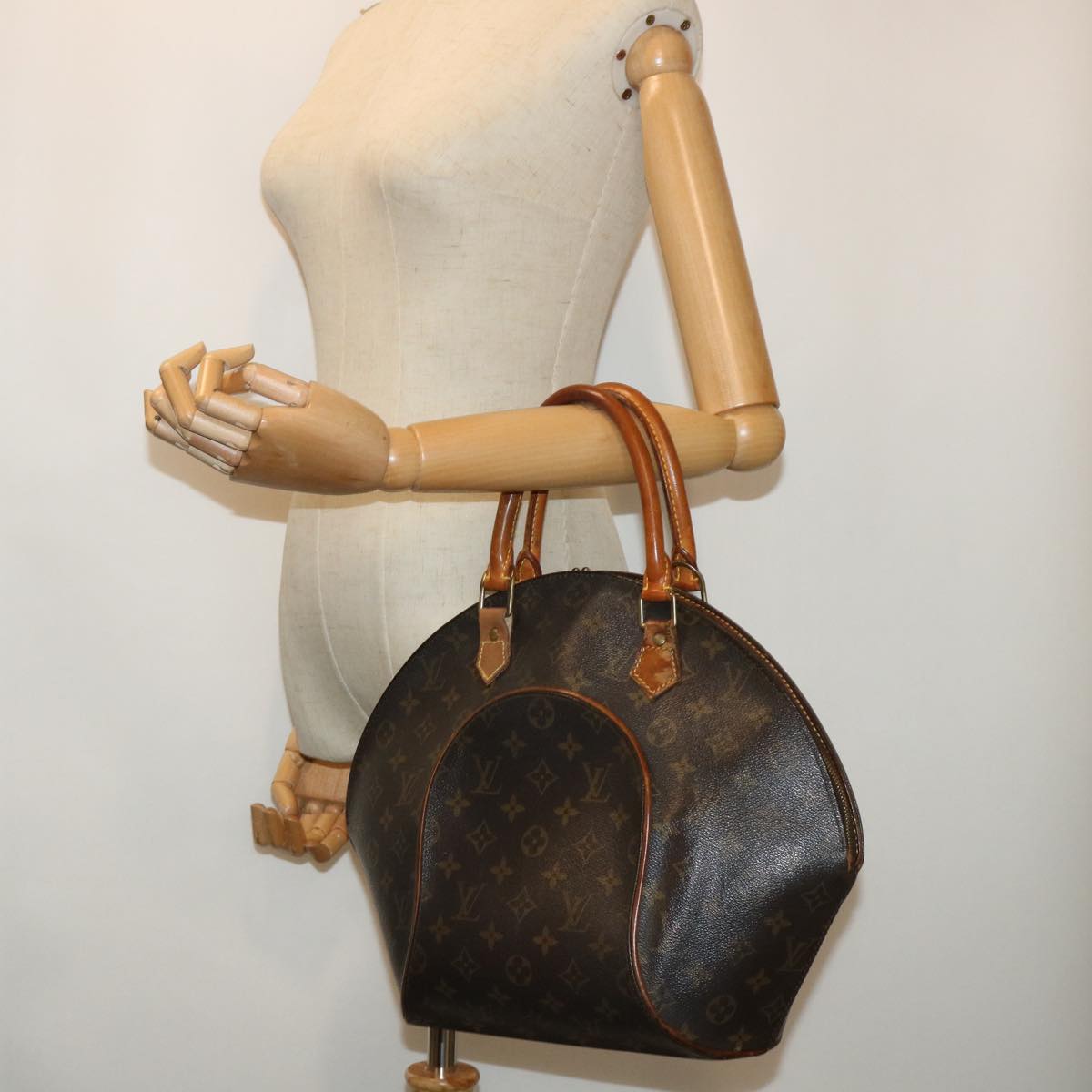 LOUIS VUITTON Monogram Ellipse MM Hand Bag M51126 LV Auth 53193