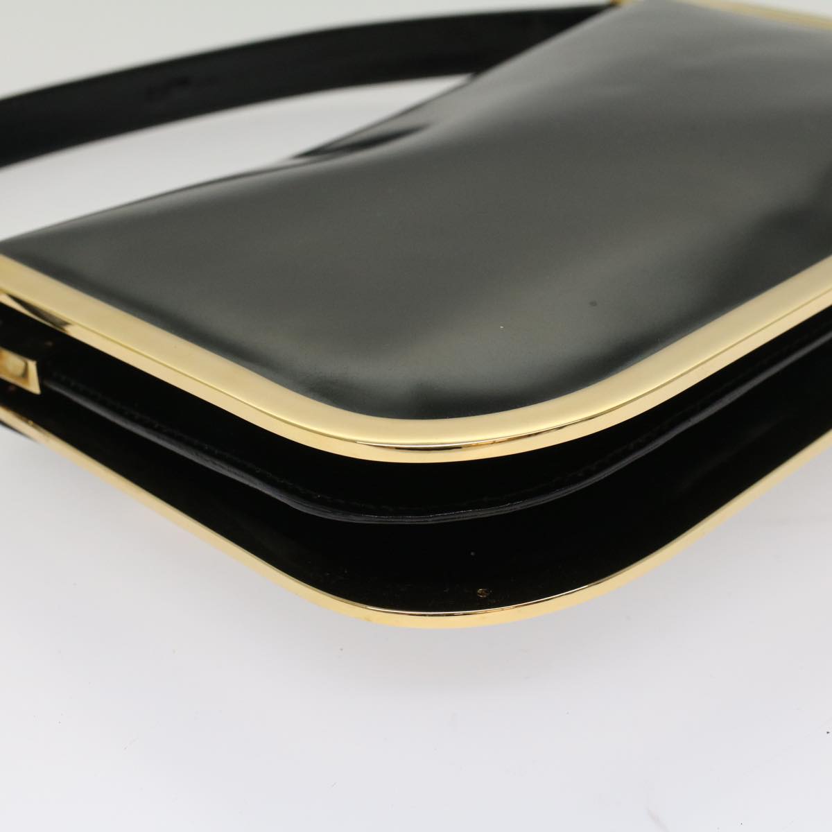 GUCCI Shoulder Bag Enamel Black Auth 53259