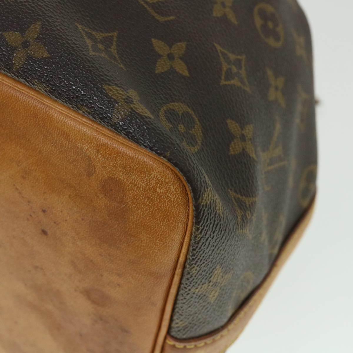 LOUIS VUITTON Monogram Petit Noe Shoulder Bag M42226 LV Auth 53336