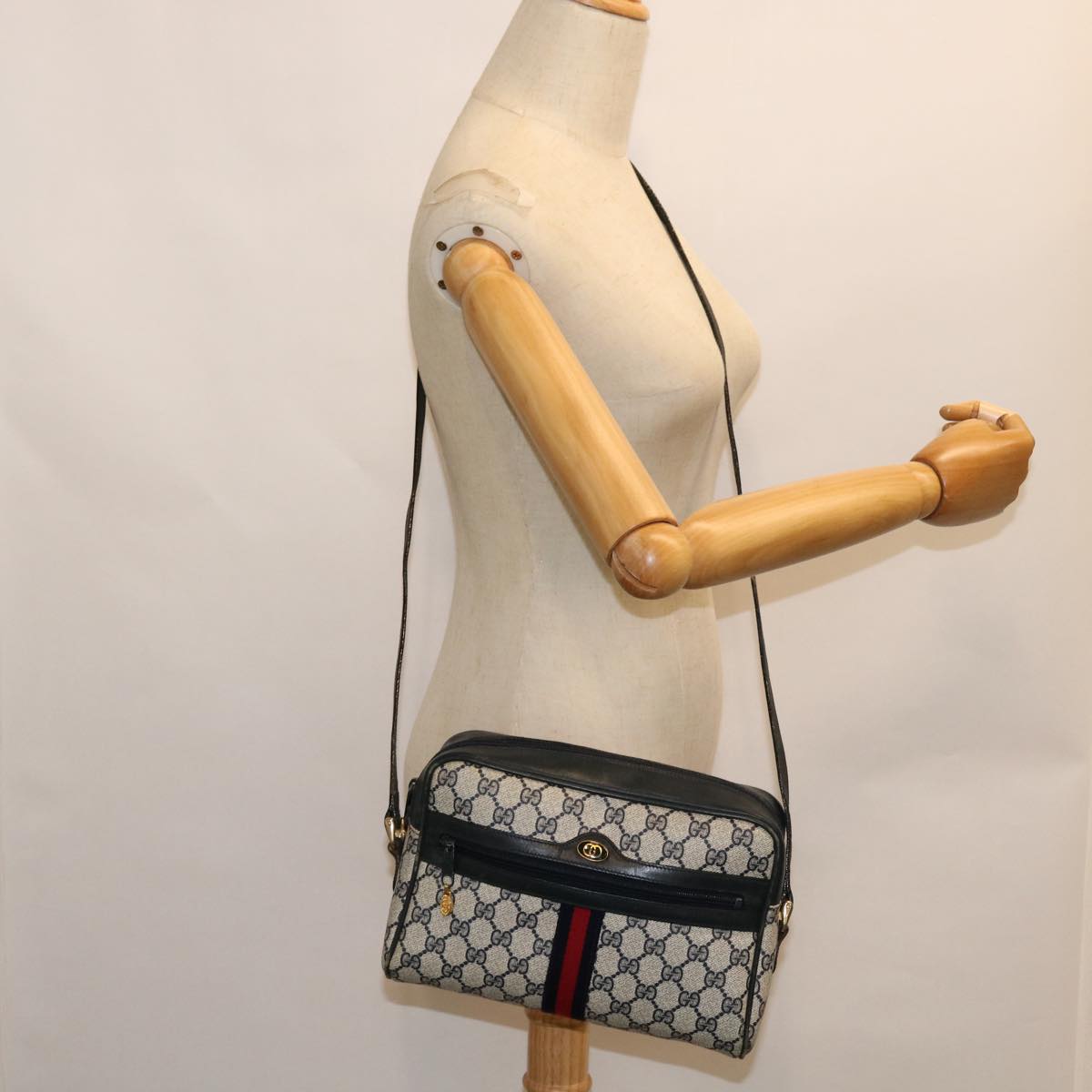 GUCCI GG Canvas Sherry Line Shoulder Bag Gray Red Navy 010 378 Auth 53344