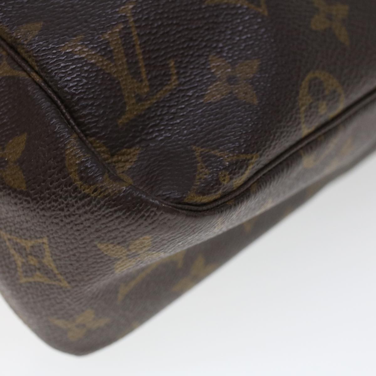 LOUIS VUITTON Monogram Trousse Toilette 28 Clutch Bag M47522 LV Auth 53508