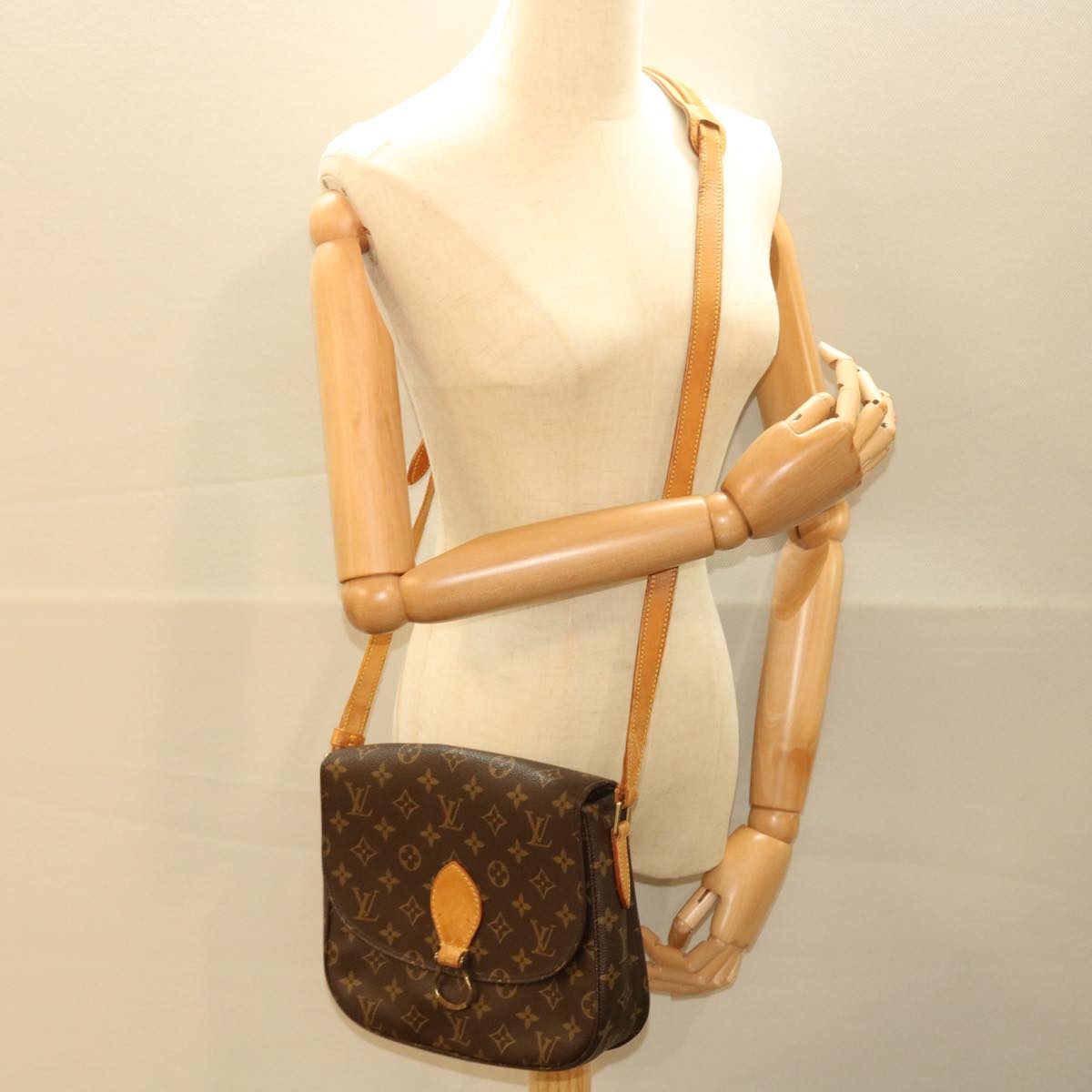 LOUIS VUITTON Monogram Saint Cloud GM Shoulder Bag M51242 LV Auth 53511