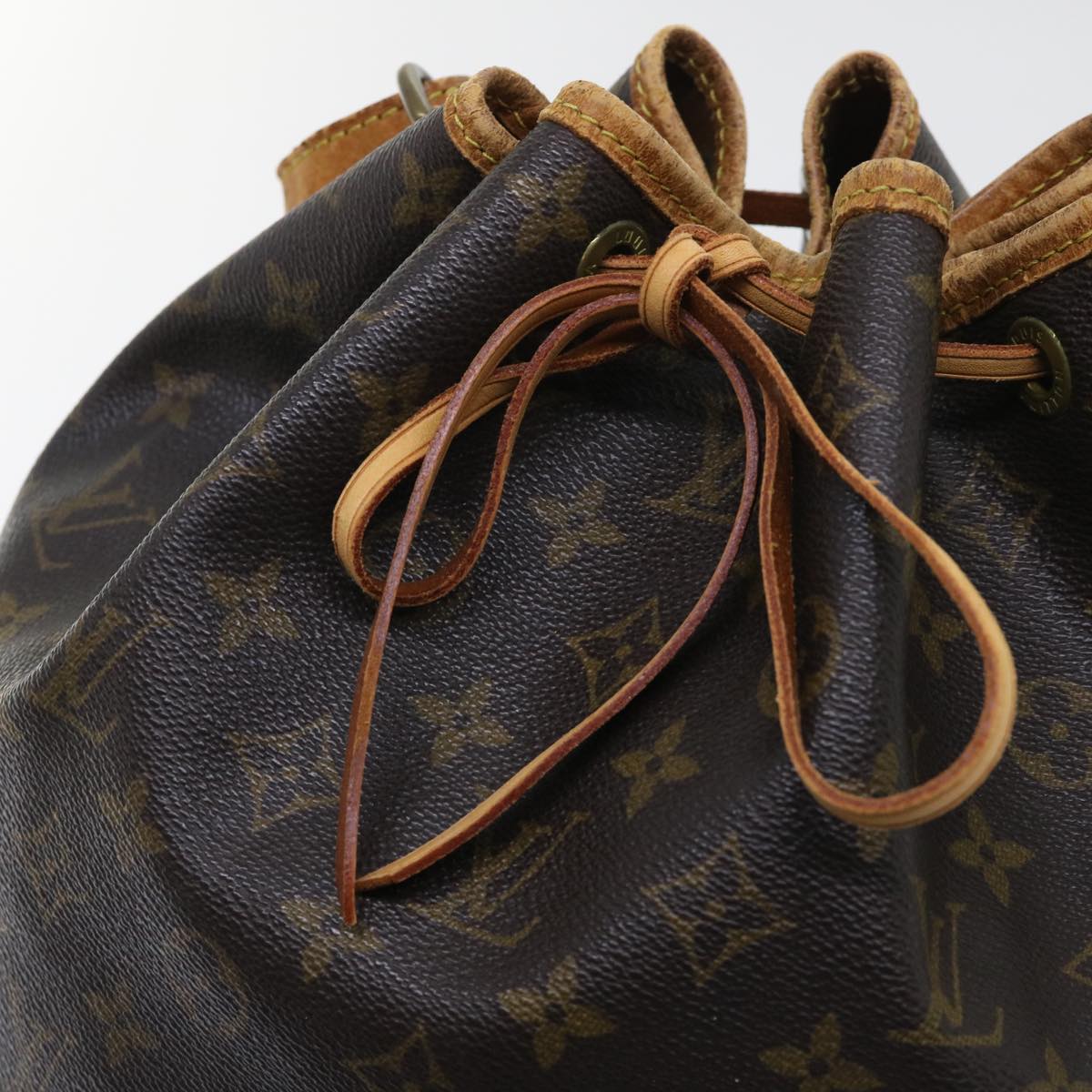 LOUIS VUITTON Monogram Petit Noe Shoulder Bag M42226 LV Auth 53609