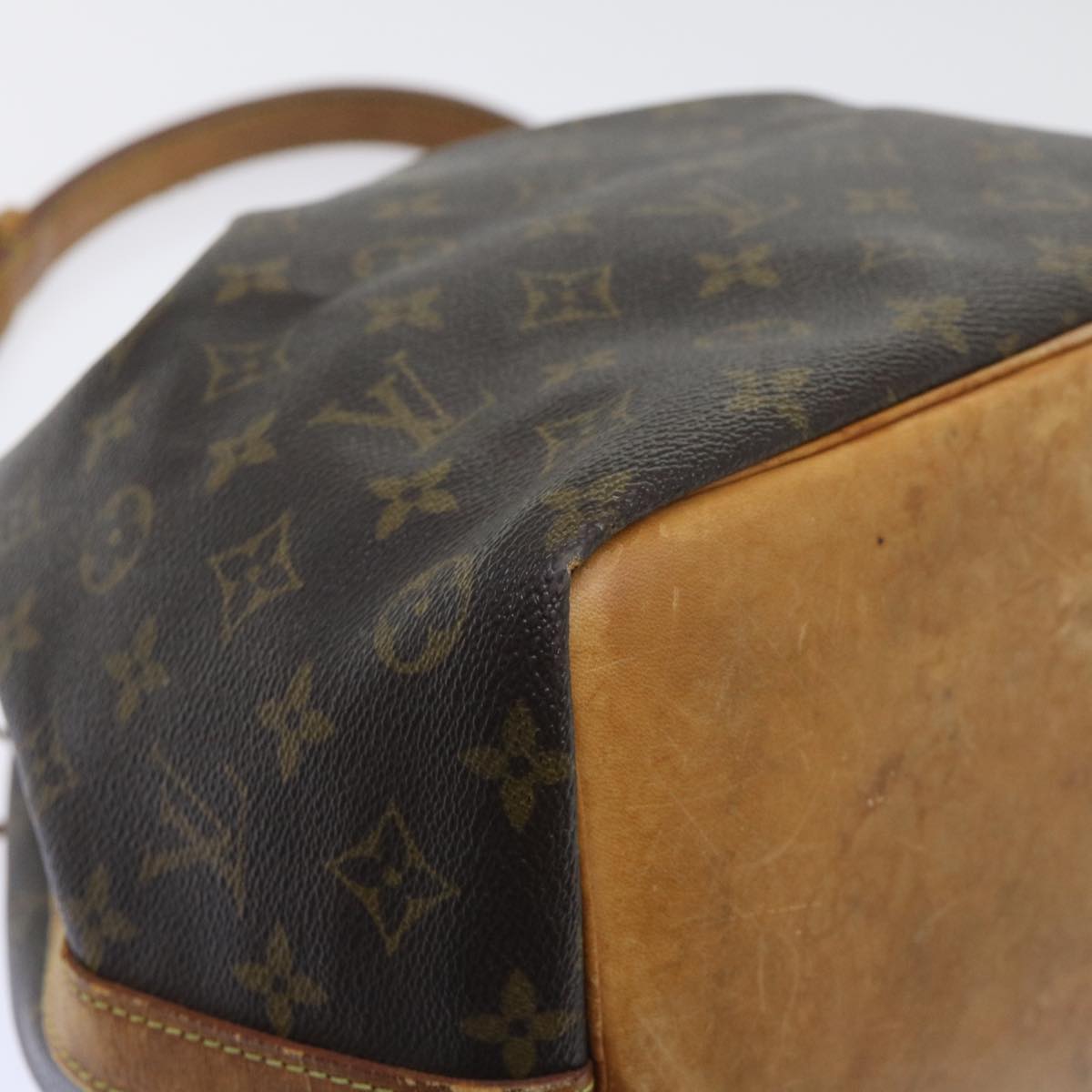 LOUIS VUITTON Monogram Petit Noe Shoulder Bag M42226 LV Auth 53609