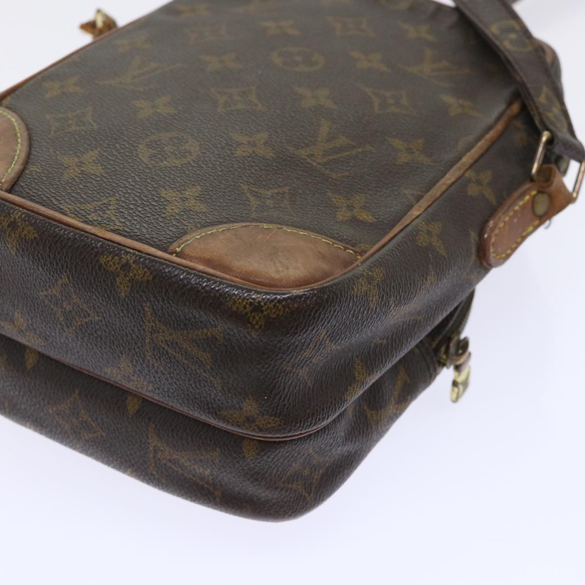 LOUIS VUITTON Monogram Amazon Shoulder Bag M45236 LV Auth 53617