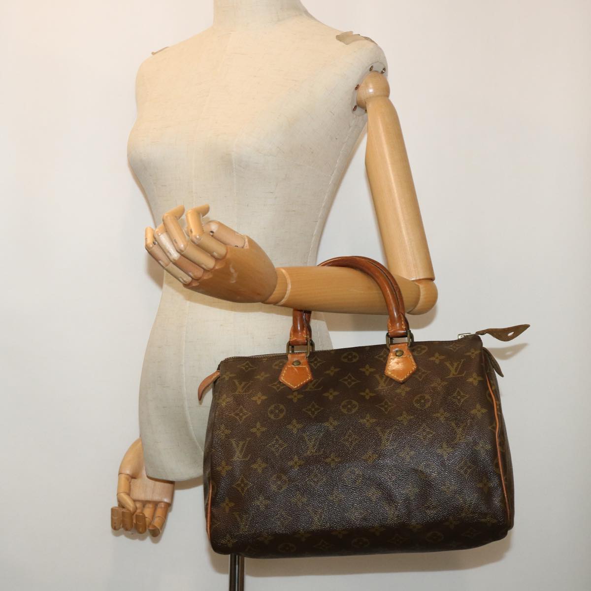 LOUIS VUITTON Monogram Speedy 30 Hand Bag M41526 LV Auth 53619