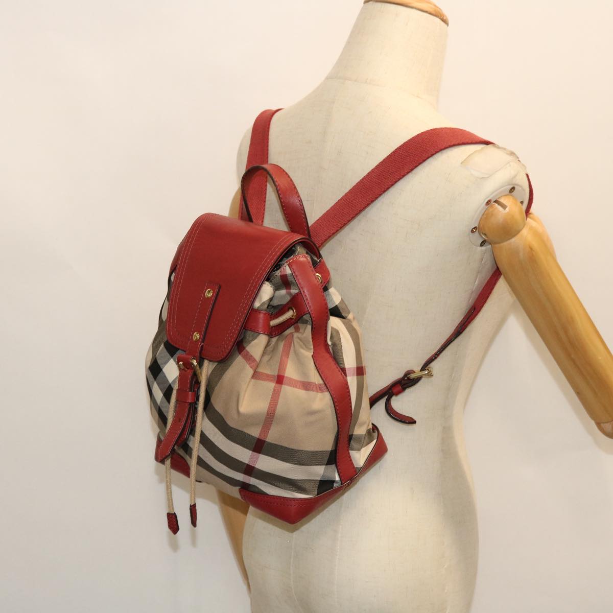 BURBERRY Nova Check Backpack Nylon Leather Beige Red Auth 53730