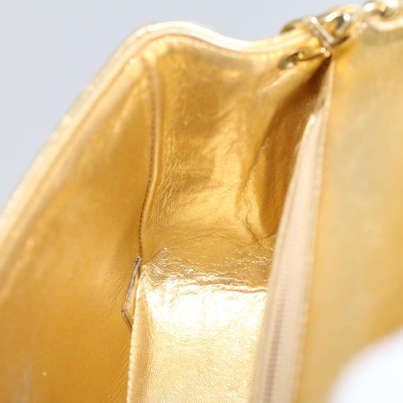 CHANEL Matelasse Turn Lock Chain Shoulder Bag Lamb Skin Gold CC Auth 53752SA