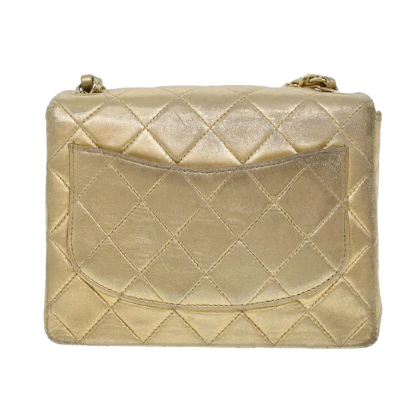 CHANEL Matelasse Turn Lock Chain Shoulder Bag Lamb Skin Gold CC Auth 53752SA