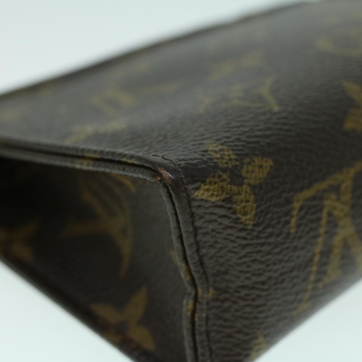 LOUIS VUITTON Monogram Poche Toilette 15 Pouch M47546 LV Auth 53873