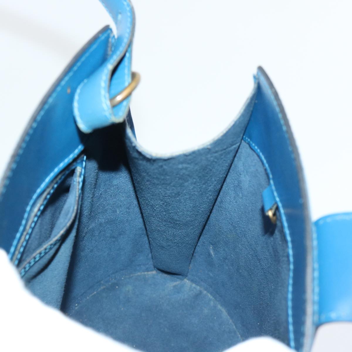 LOUIS VUITTON Epi Cluny Shoulder Bag Blue M52255 LV Auth 53959