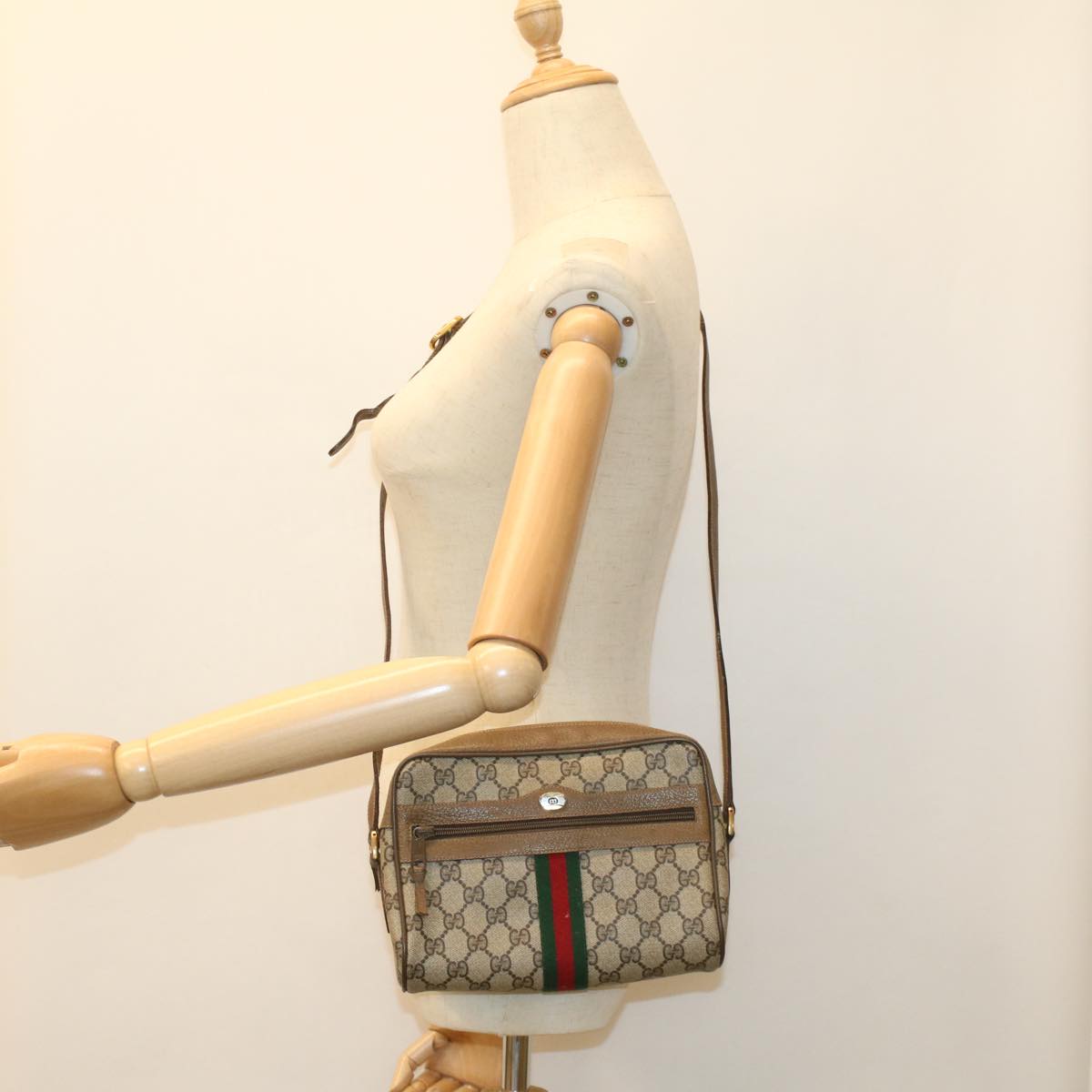 GUCCI GG Canvas Web Sherry Line Shoulder Bag Beige Red 68 02 004 Auth 54127