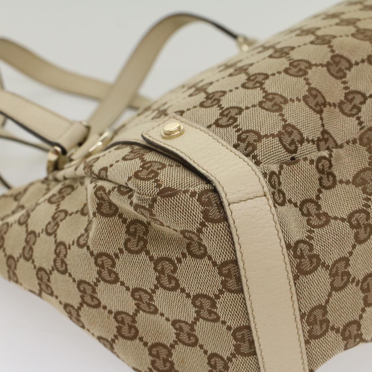 GUCCI GG Canvas Shoulder Bag Beige 130736 Auth 54128