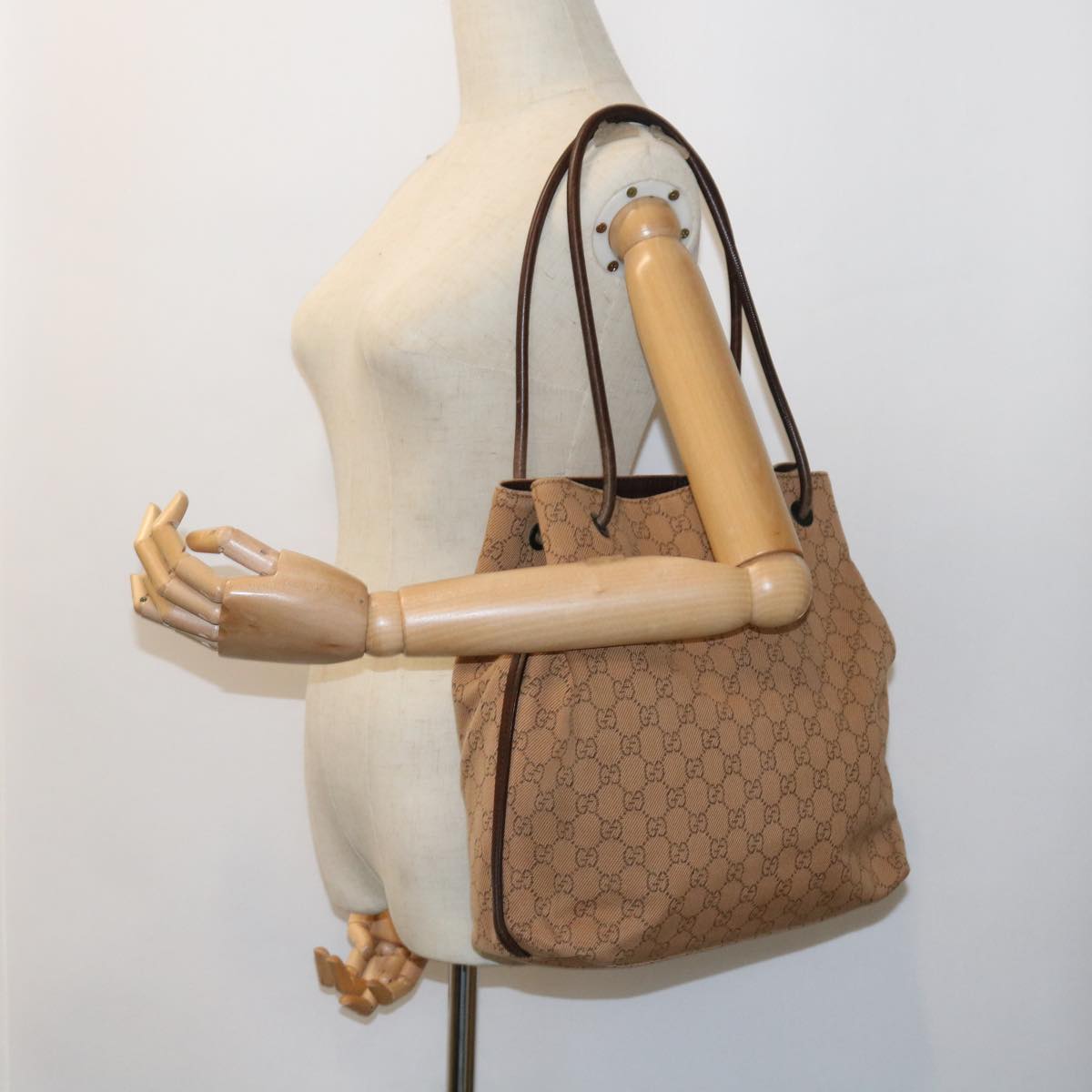 GUCCI GG Canvas Shoulder Bag Brown 101341 Auth 54133