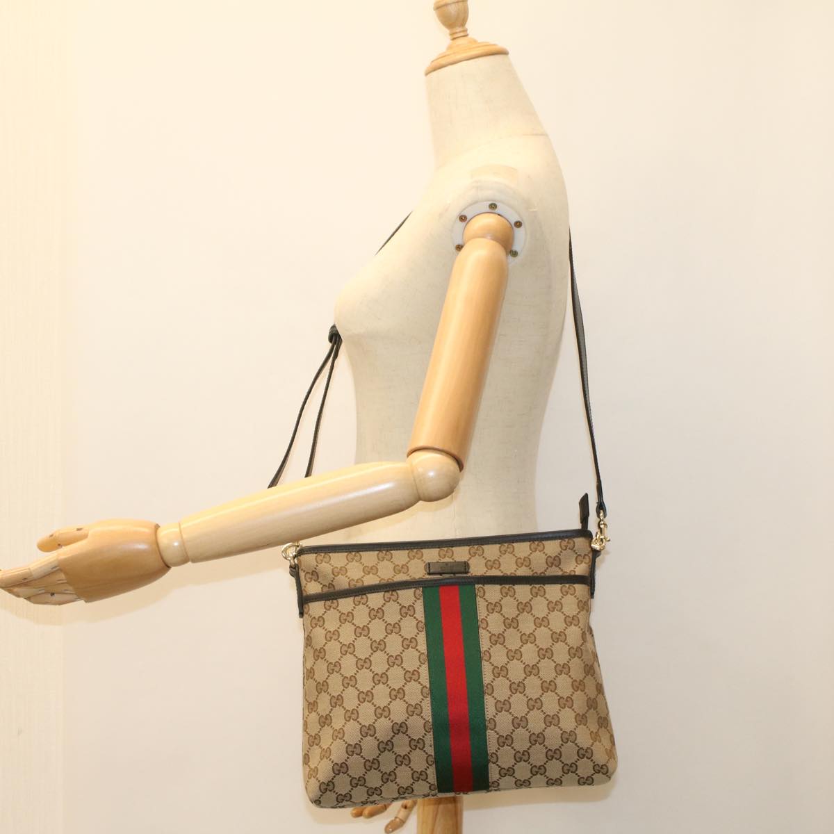 GUCCI GG Supreme Web Sherry Line Shoulder Bag Beige Red Green 388926 Auth 54134