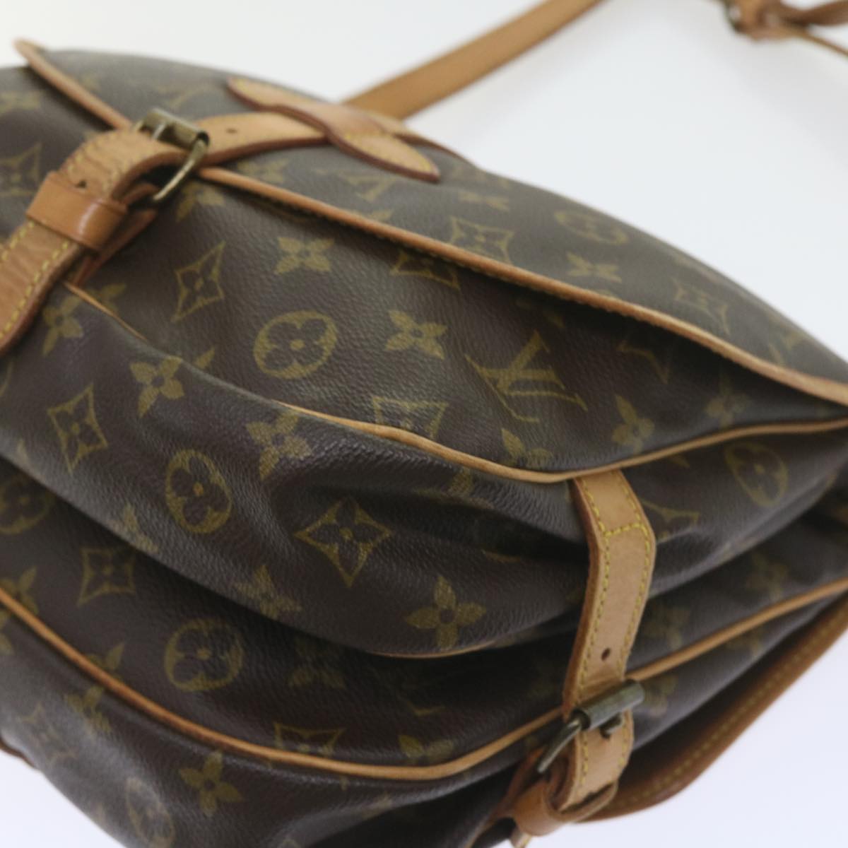 LOUIS VUITTON Monogram Saumur 30 Shoulder Bag M42256 LV Auth 54147