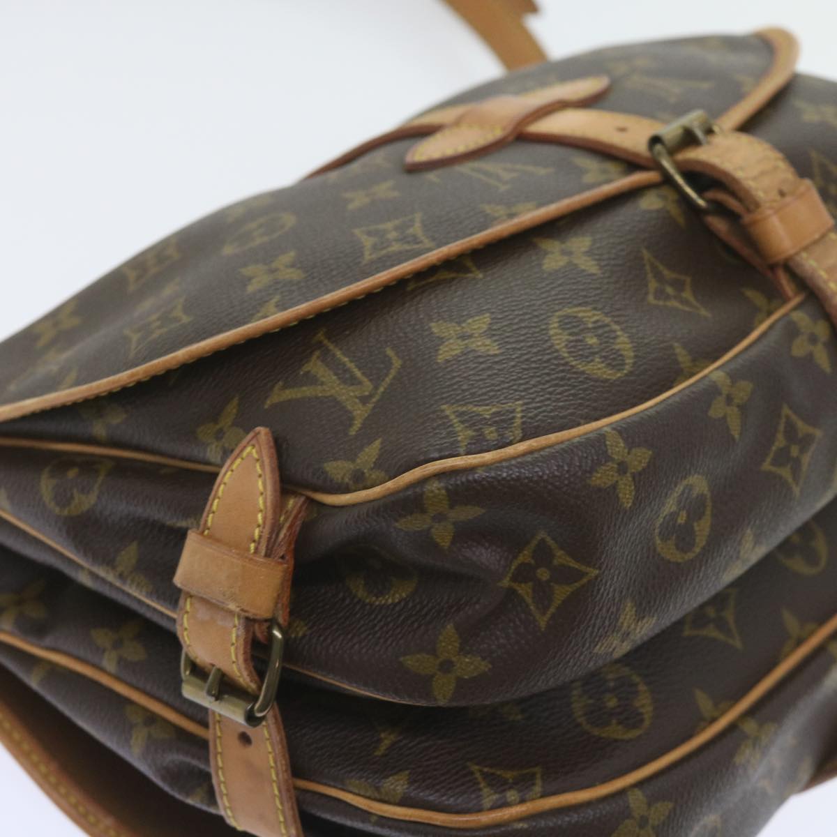 LOUIS VUITTON Monogram Saumur 30 Shoulder Bag M42256 LV Auth 54147