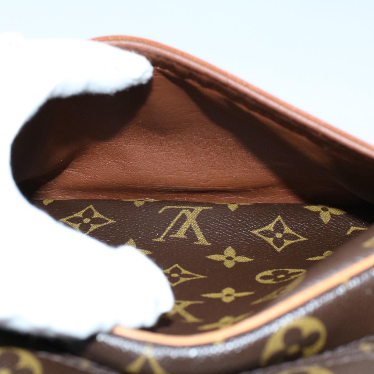 LOUIS VUITTON Monogram Blois Shoulder Bag M51221 LV Auth 54168