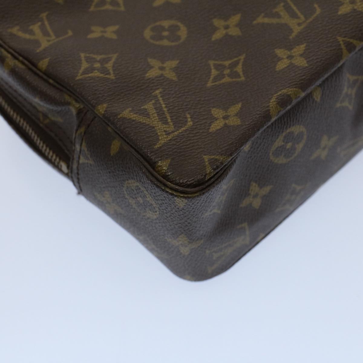 LOUIS VUITTON Monogram Trousse Toilette 28 Clutch Bag M47522 LV Auth 54226