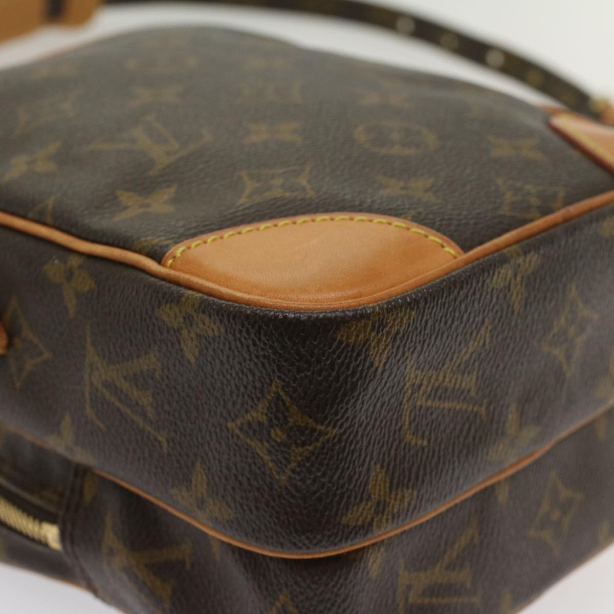 LOUIS VUITTON Monogram Amazon Shoulder Bag M45236 LV Auth 54235