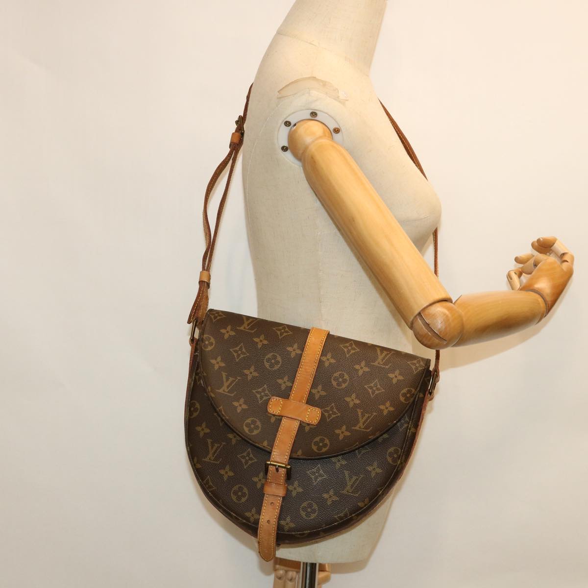 LOUIS VUITTON Monogram Chantilly GM Shoulder Bag M51232 LV Auth 54236