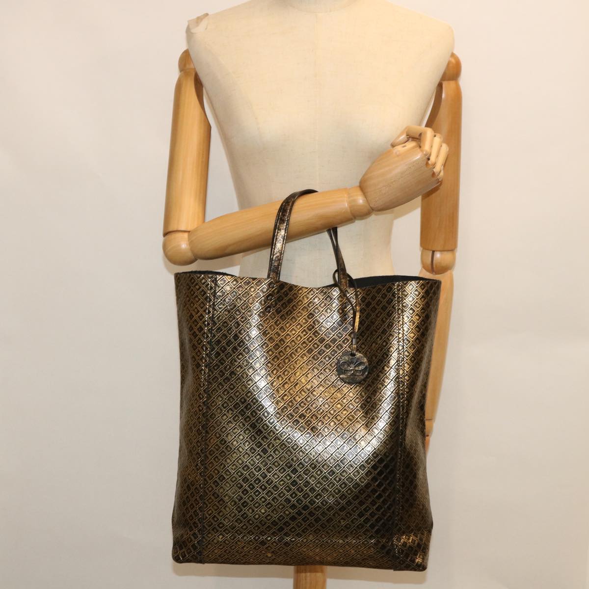 BOTTEGAVENETA Hand Bag Leather Gold Auth 54377