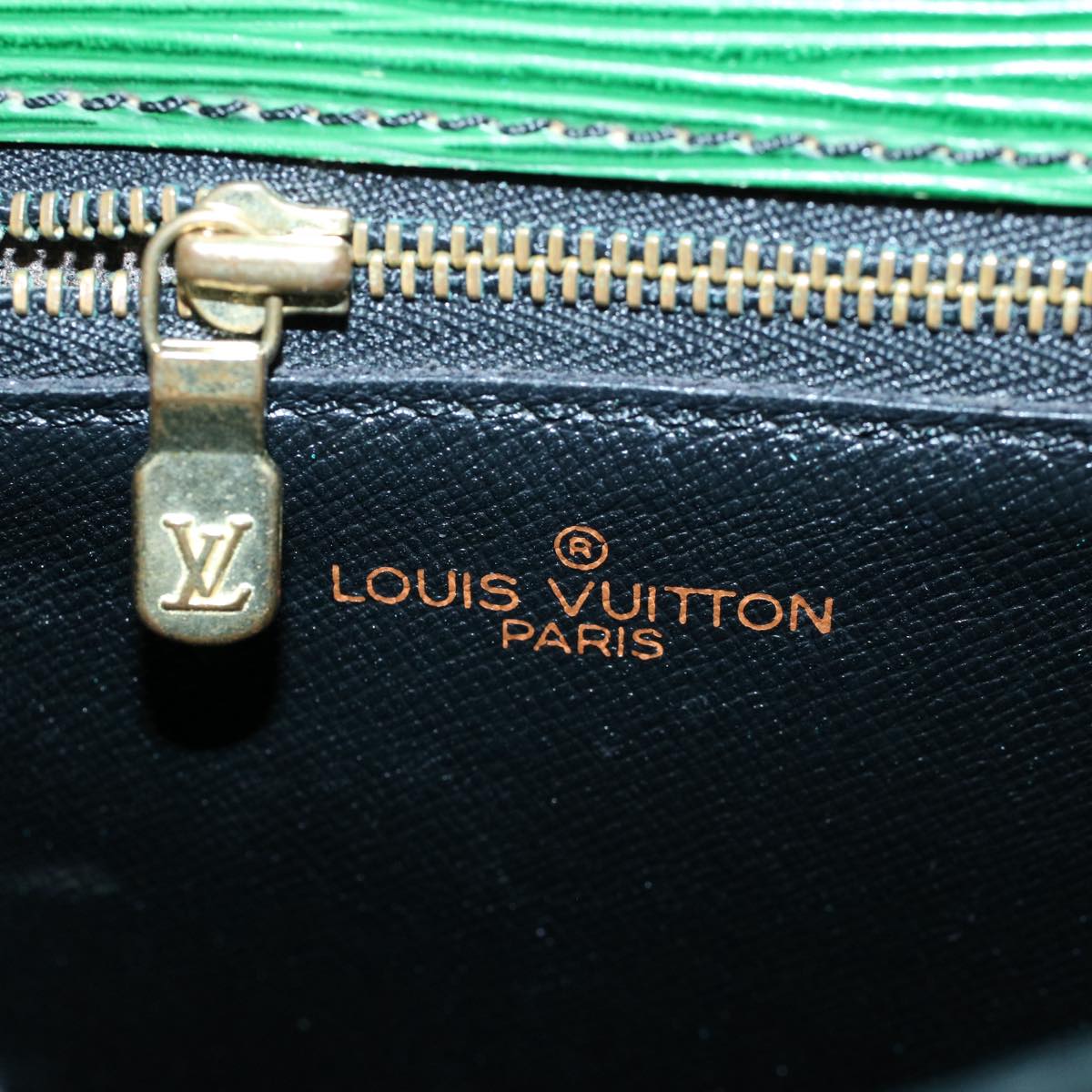 LOUIS VUITTON Epi Saint Cloud GM Shoulder Bag Green M52194 LV Auth 54543