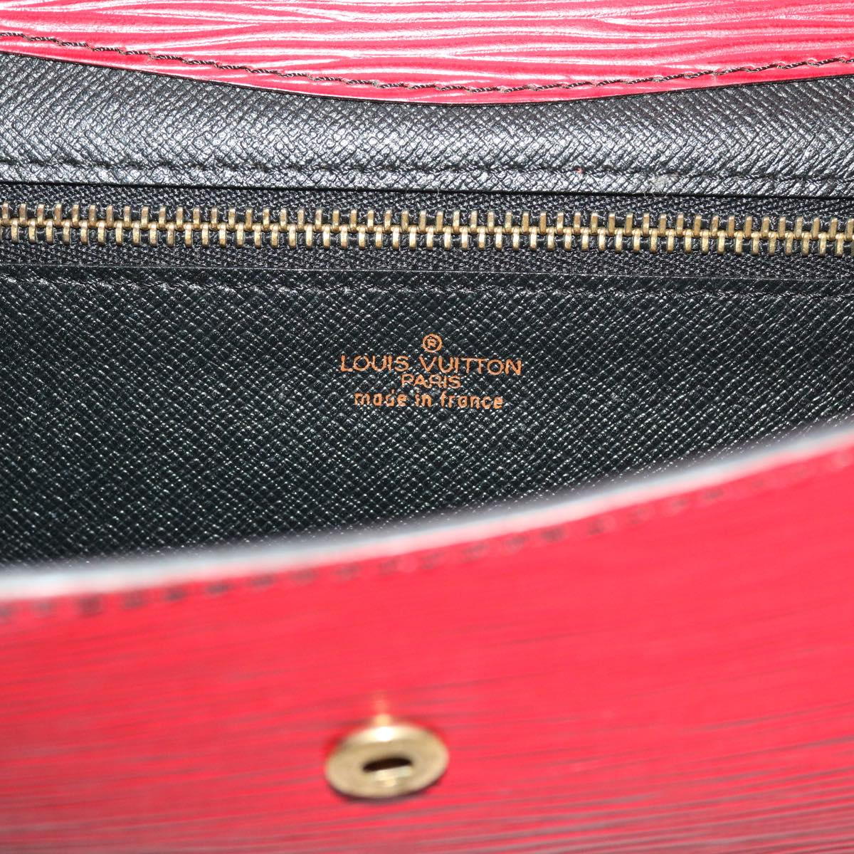 LOUIS VUITTON Epi Montaigne Clutch Bag Red M52657 LV Auth 54576