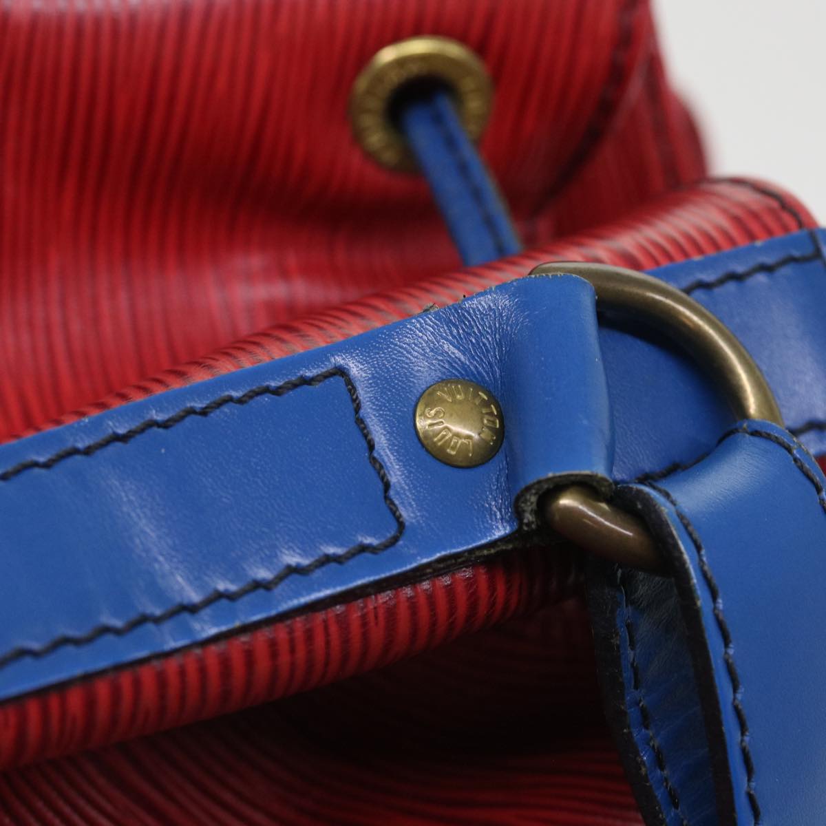 LOUIS VUITTON Epi Noe Shoulder Bag Bicolor Red Blue M44084 LV Auth 54645