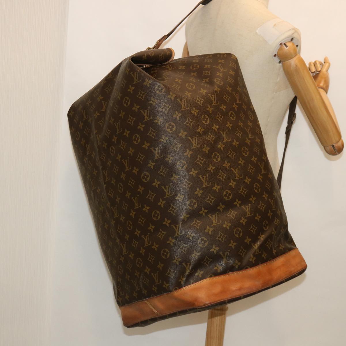 LOUIS VUITTON Monogram Sac Marine Shoulder Bag M41235 LV Auth 54670