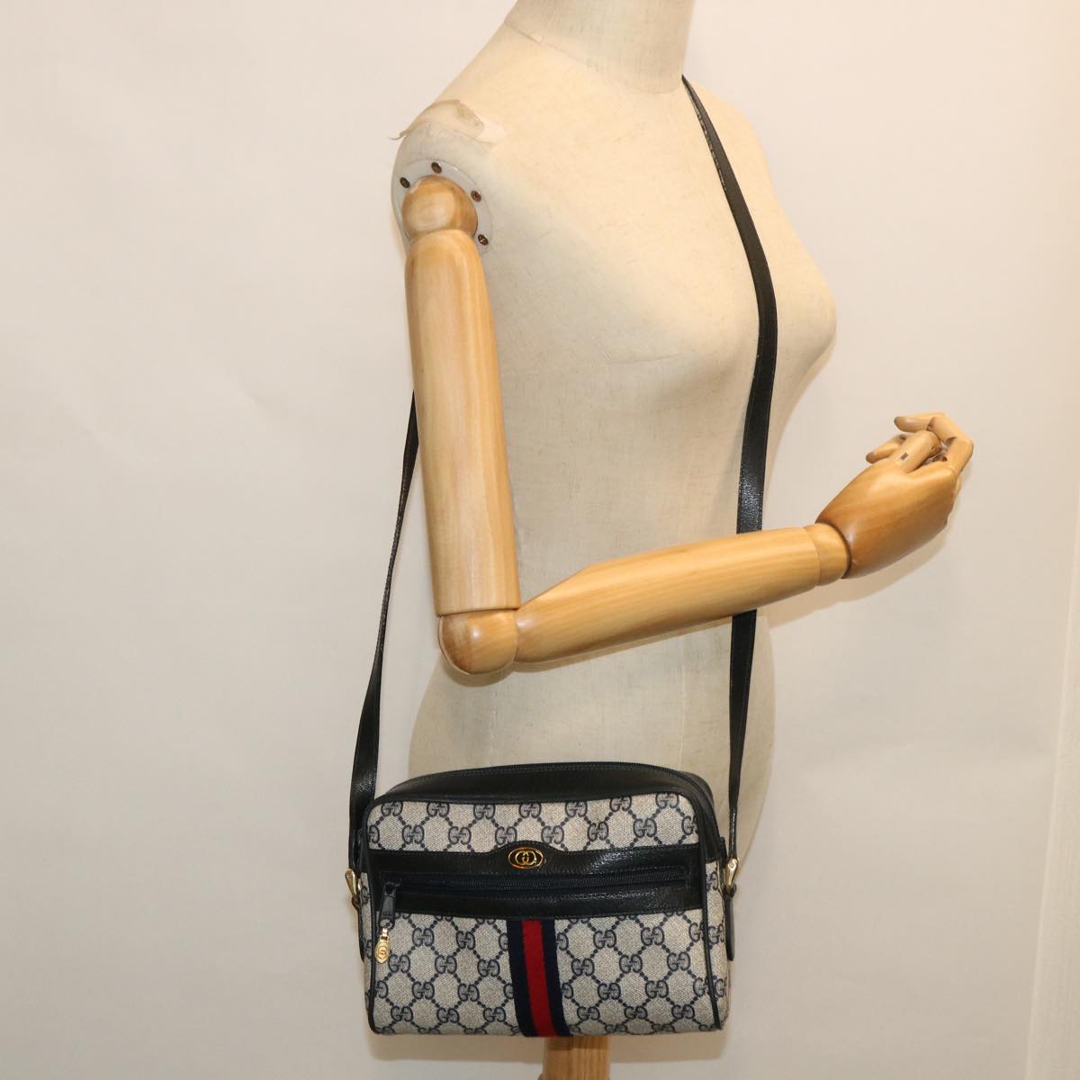 GUCCI GG Canvas Sherry Line Shoulder Bag PVC Leather Gray Red Navy Auth 54775