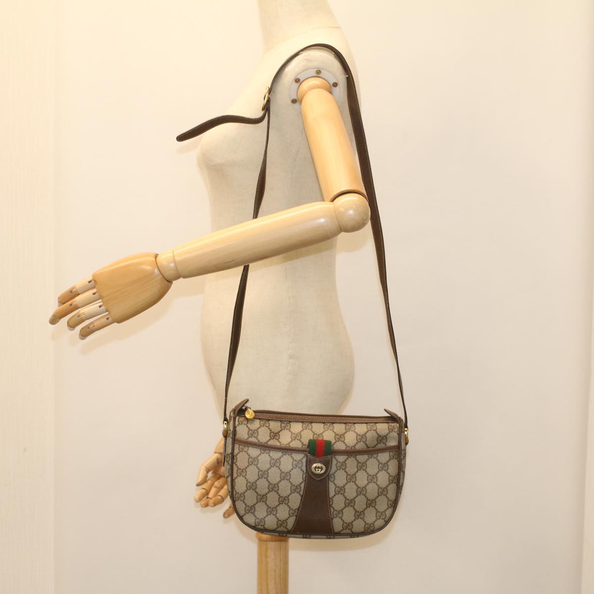 GUCCI GG Canvas Web Sherry Line Shoulder Bag Beige Red 89 02 032 Auth 54856