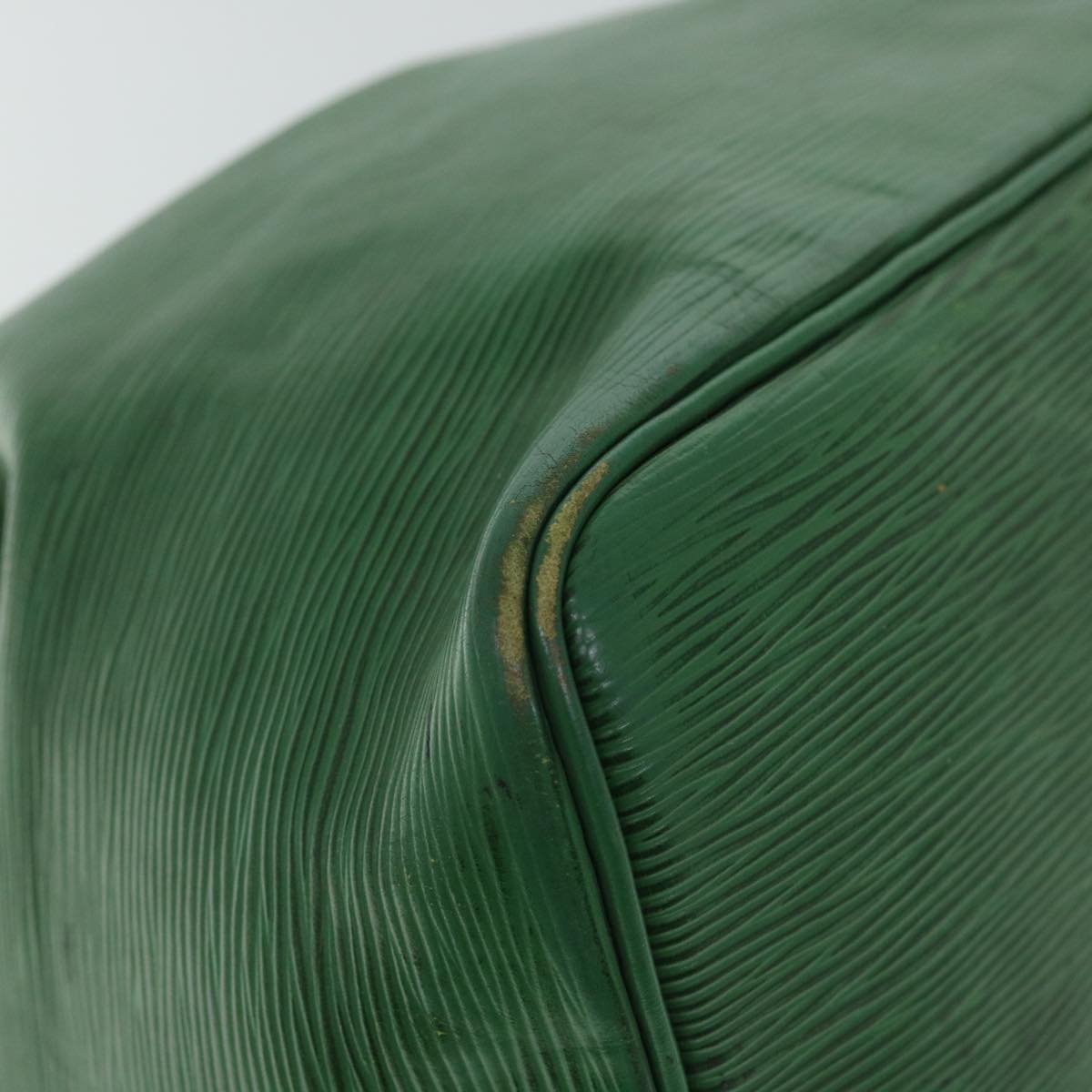 LOUIS VUITTON Epi Petit Noe Shoulder Bag Vintage Green M44104 LV Auth 54871