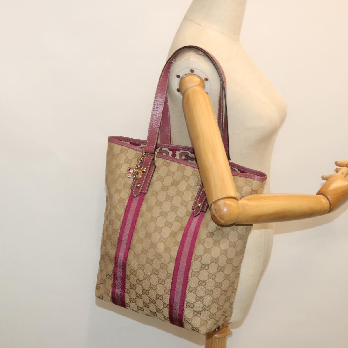 GUCCI GG Canvas Sherry Line Tote Bag Beige Pink 162899 Auth 54900