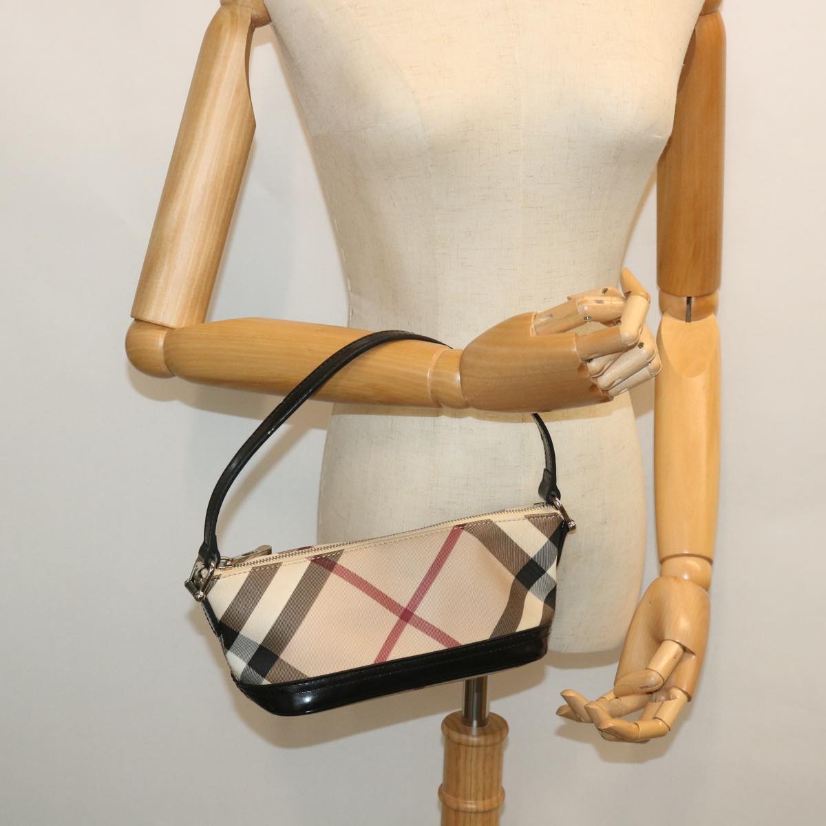 BURBERRY Nova Check Shoulder Bag PVC Leather Beige Auth 54956